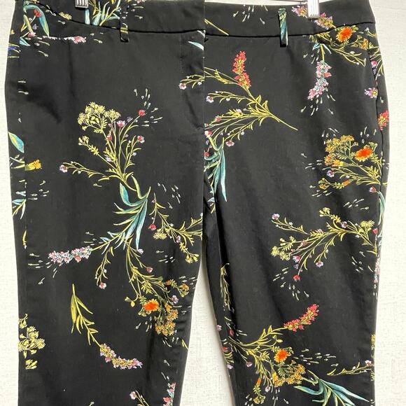Worthington Women's Black Floral Print Ankle Pants Size 16P - Picture 3 of 16